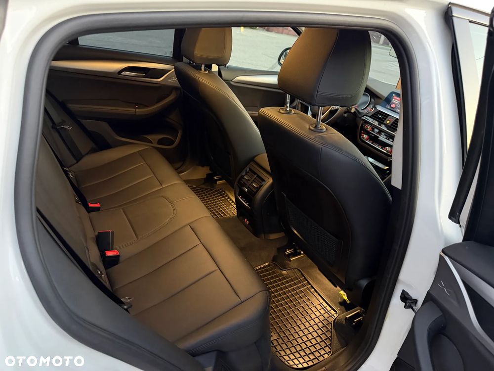 BMW X4 xDrive20d MHEV Advantage sport - 13