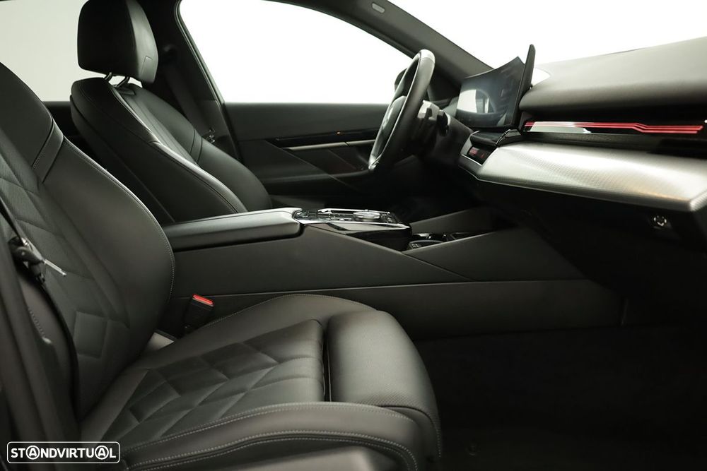 BMW 520 d Pack Desportivo M - 21