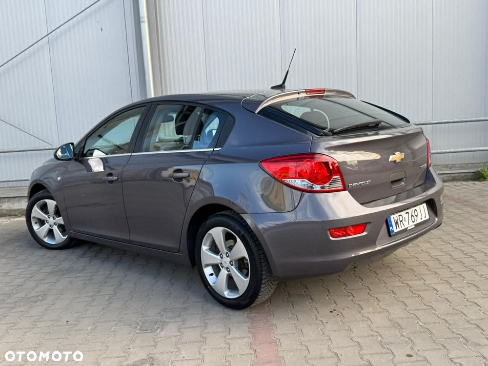 Chevrolet Cruze 1.8 LTZ - 7