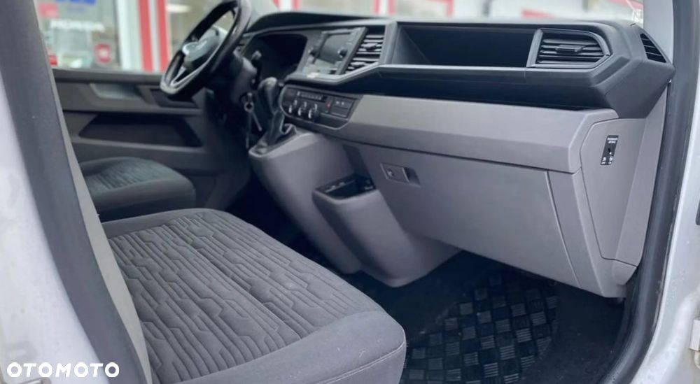 Volkswagen Caravelle 2.0 TDI L2 Highline DSG - 17