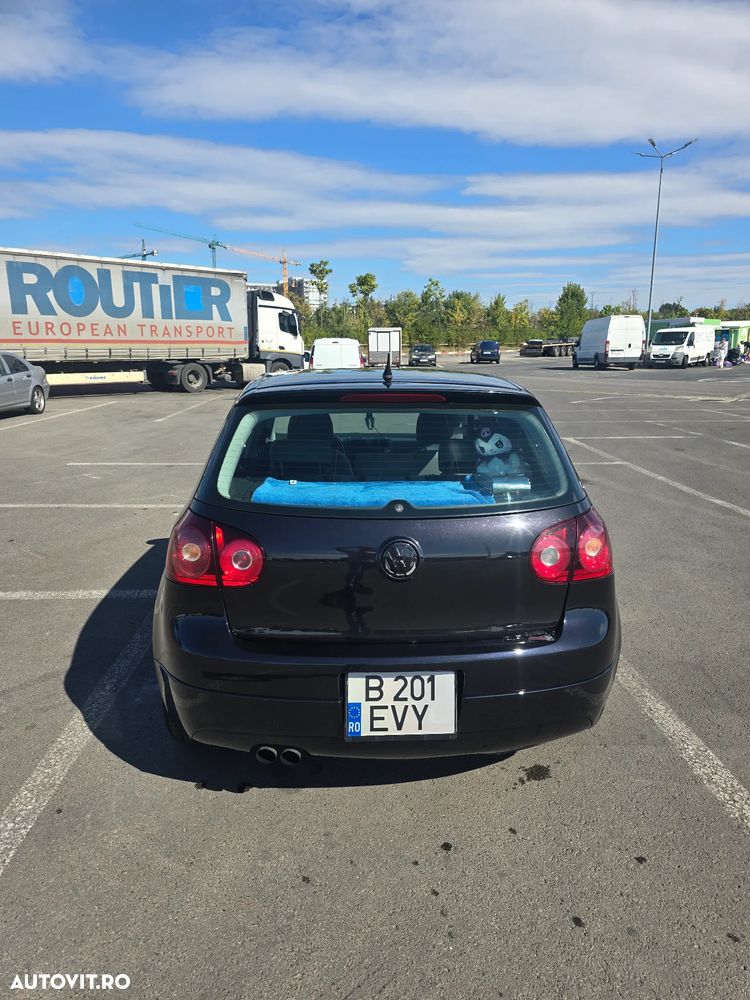 Volkswagen Golf - 4