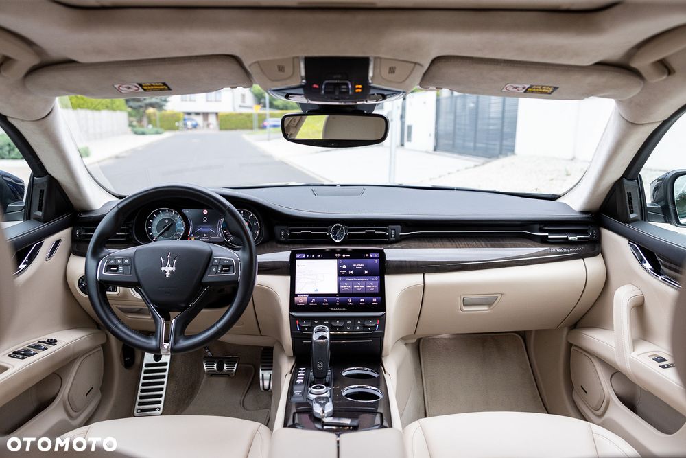 Maserati Quattroporte GranLusso S - 25
