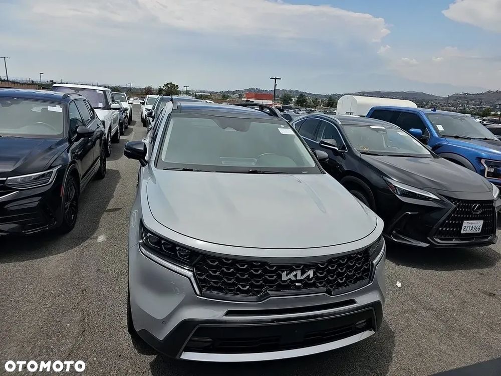 Kia Sorento - 2