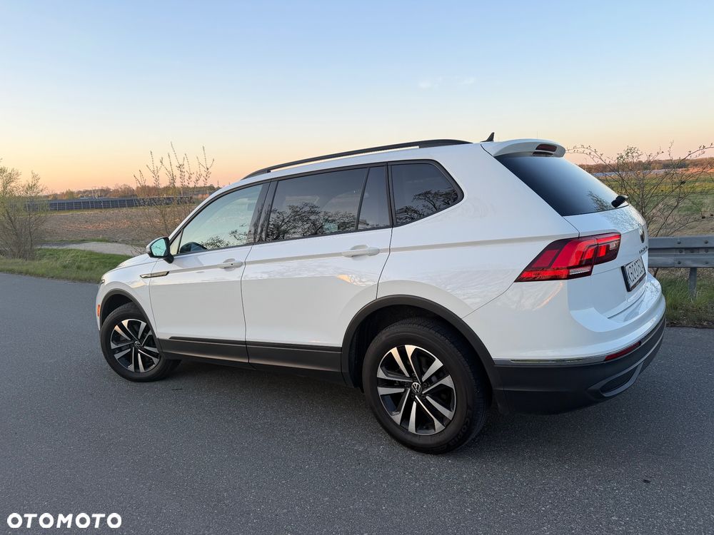 Volkswagen Tiguan - 9