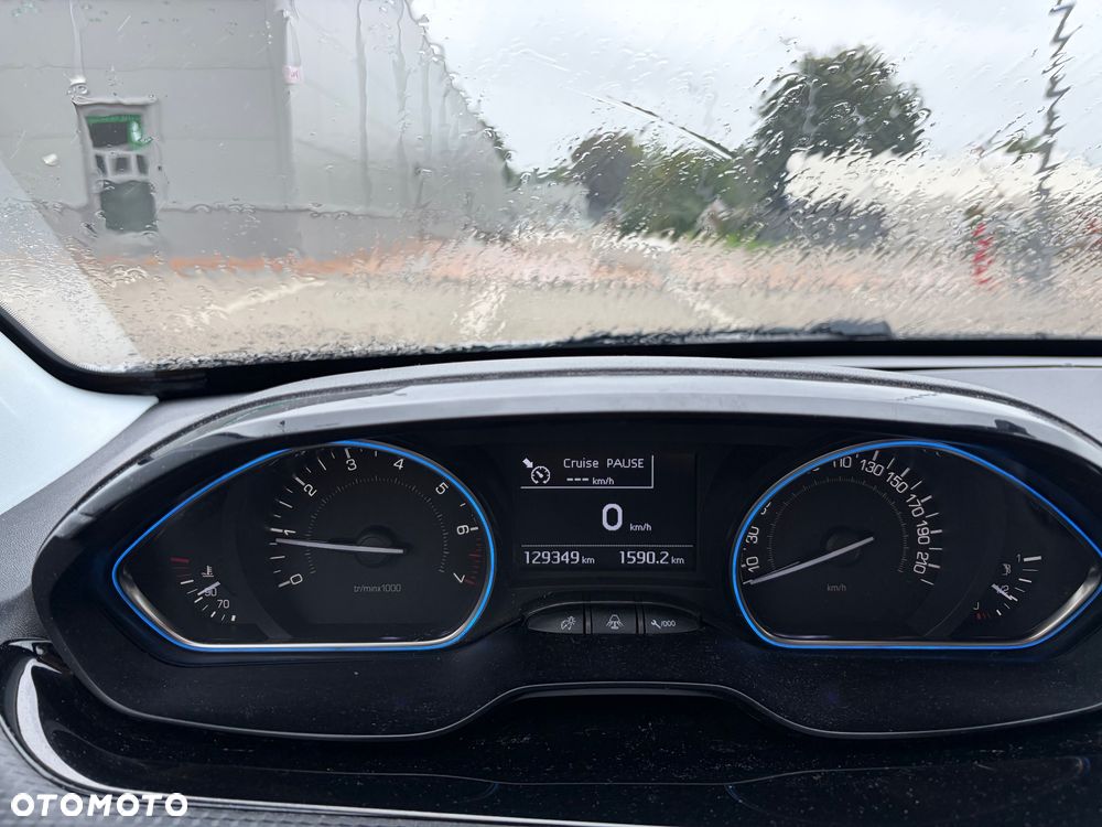 Peugeot 2008 PureTech 110 Stop&Start Allure - 10