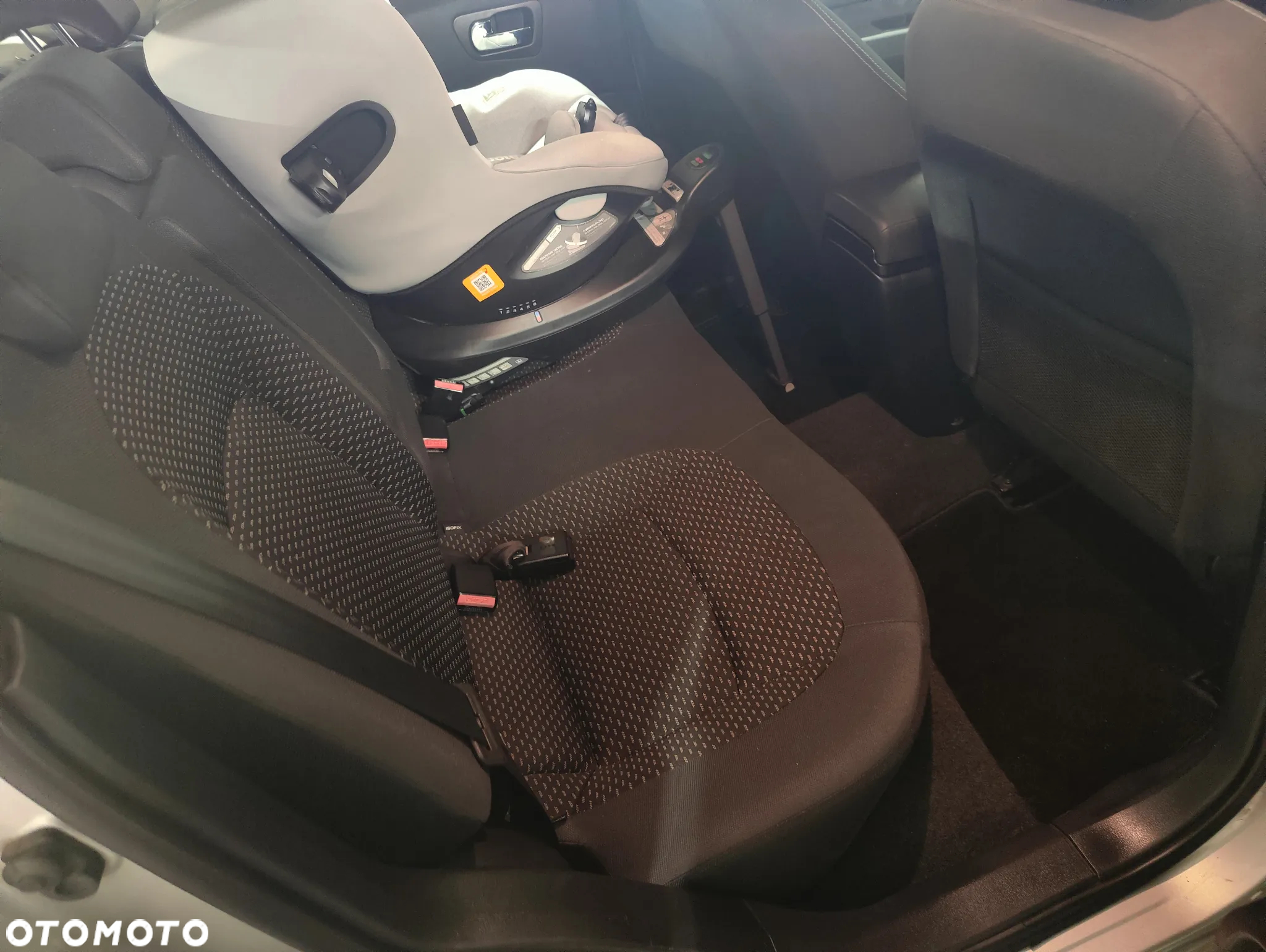 Nissan Qashqai 2.0 dCi DPF tekna - 15