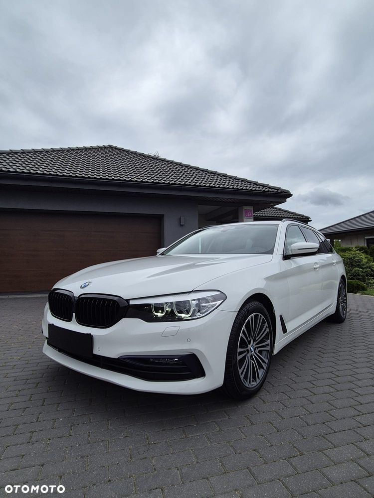BMW Seria 5 518d Sport Line - 17