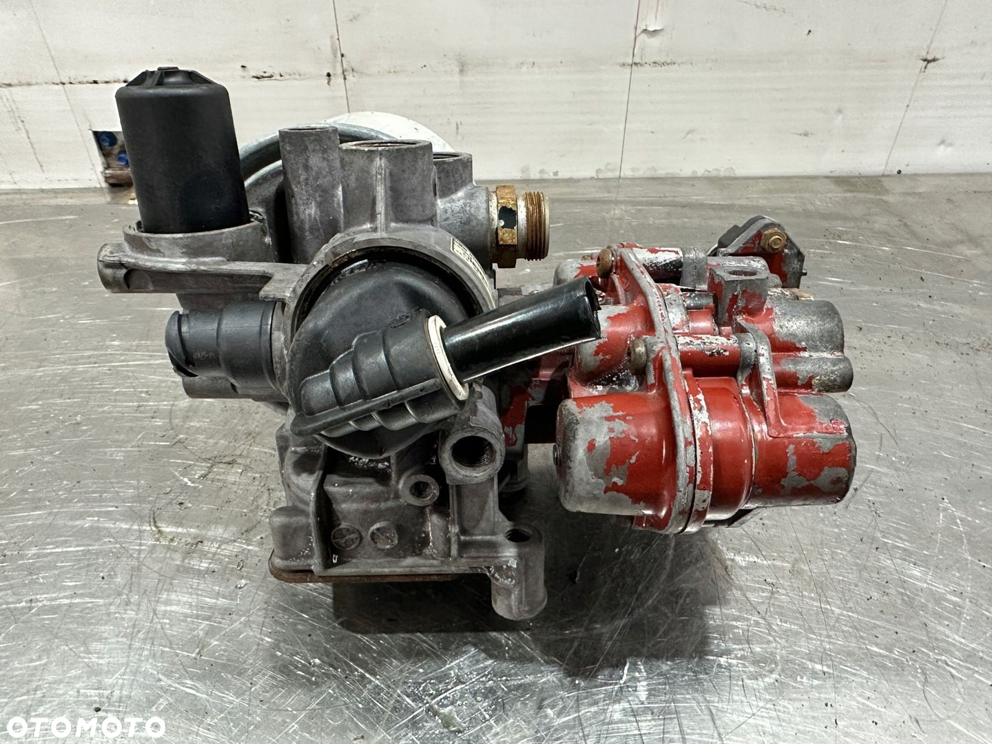 Osuszacz Powietrza Zawór Iveco Stralis K043830 K040604 K001455 5801414923 - 3