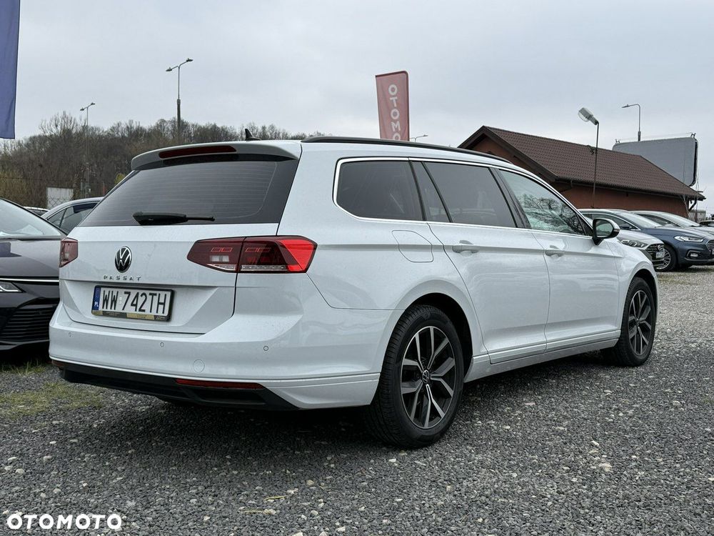 Volkswagen Passat - 5