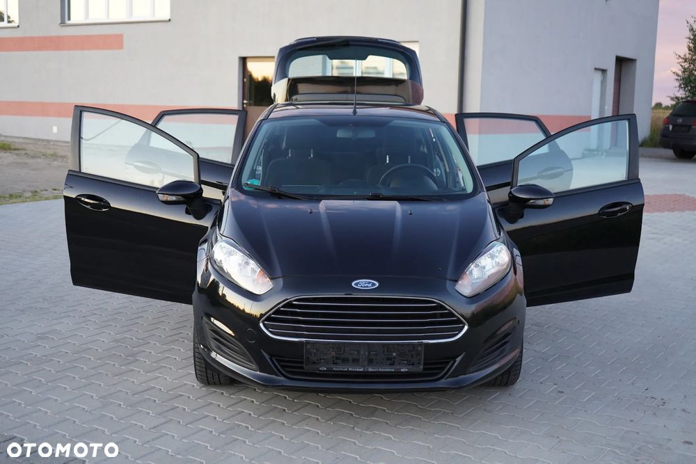 Ford Fiesta 1.25 Celebration - 10