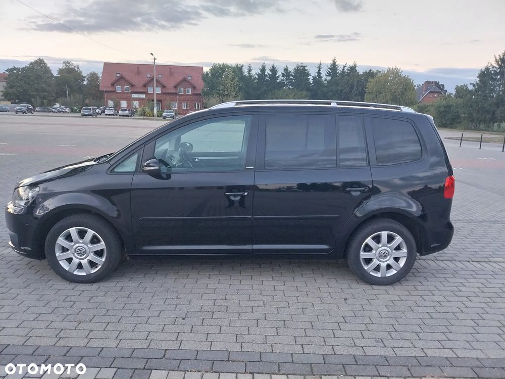 Volkswagen Touran 1.2 TSI BlueMot Trendline - 2