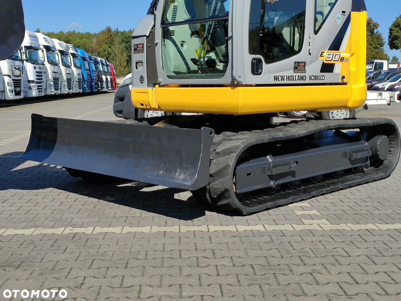 New Holland E90B SR -2 Gąsienicowa 10ton - 34