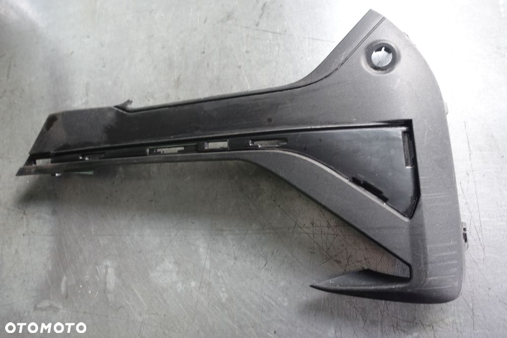 KRATKA ZDERZAKA PRAWA BMW X1 F48 - 2