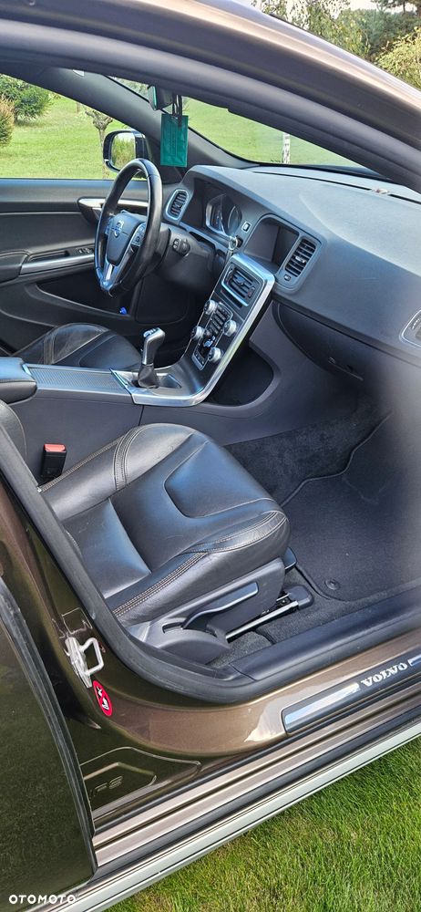 Volvo V60 Cross Country D3 Drive-E Kinetic - 13