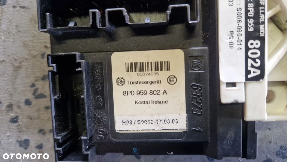 AUDI A3 8P SILNICZEK SZYBY PRAWY PRZÓD 8P0959802A - 2