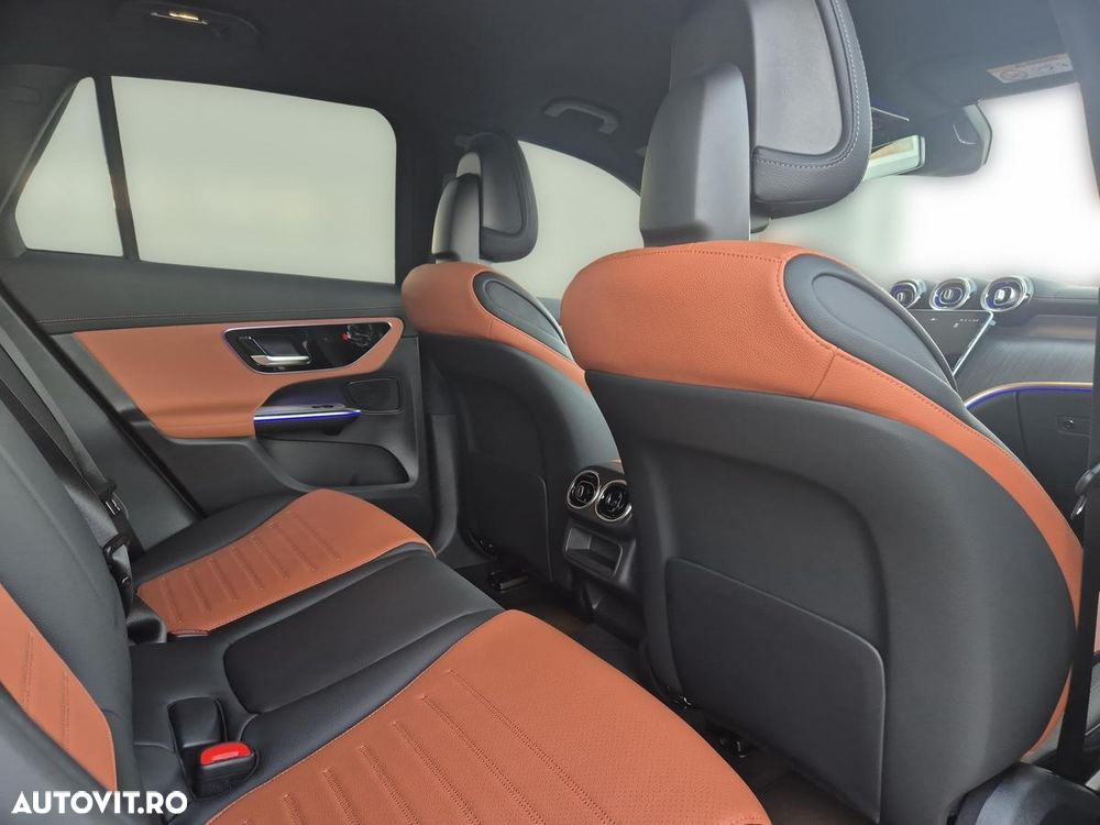 Mercedes-Benz GLC 300 e 4MATIC - 13