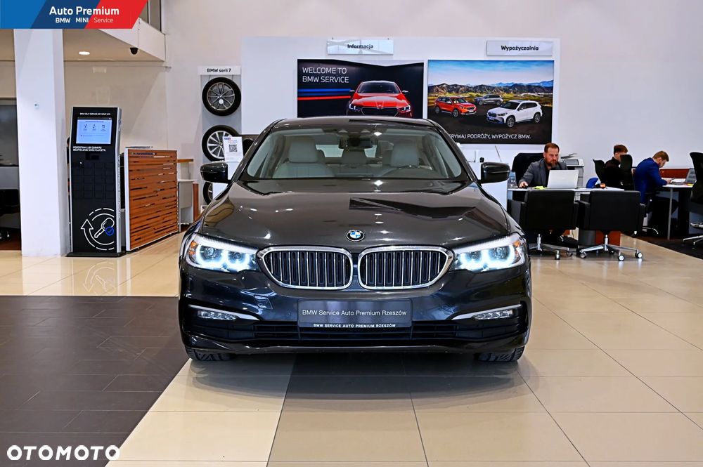 BMW Seria 5 520d - 3