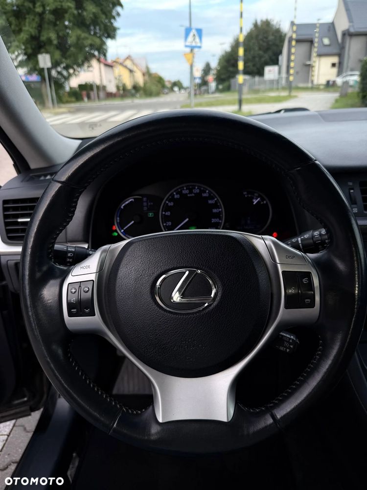 Lexus CT 200h Classic - 18