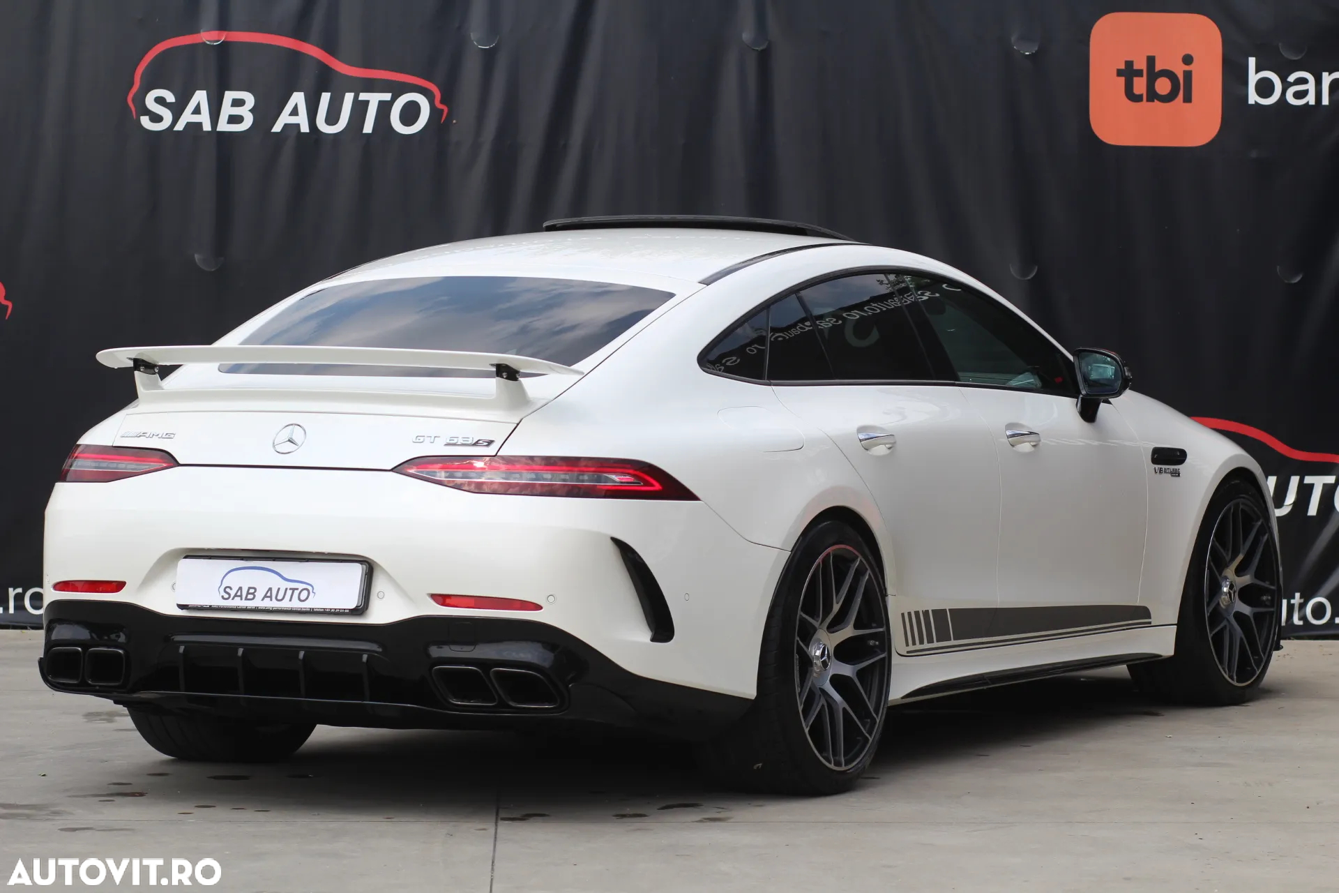 Mercedes-Benz AMG GT-S 63 4MATIC+ - 26