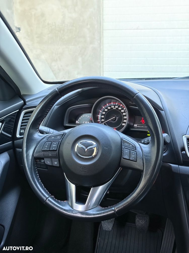 Mazda 3 - 7