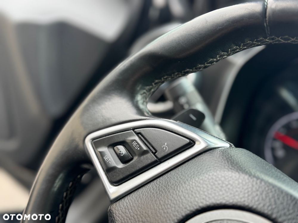 Chevrolet Camaro - 20