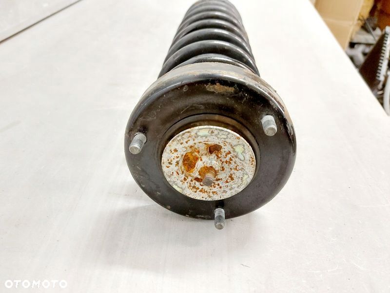 BMW E61 3.0 D AMORTYZATOR PRAWY TYŁ SPRĘŻYNA PRAWA TYLNA 1093646 - 3