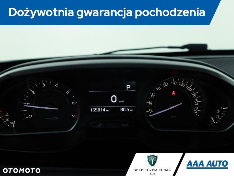 Peugeot 208 - 10