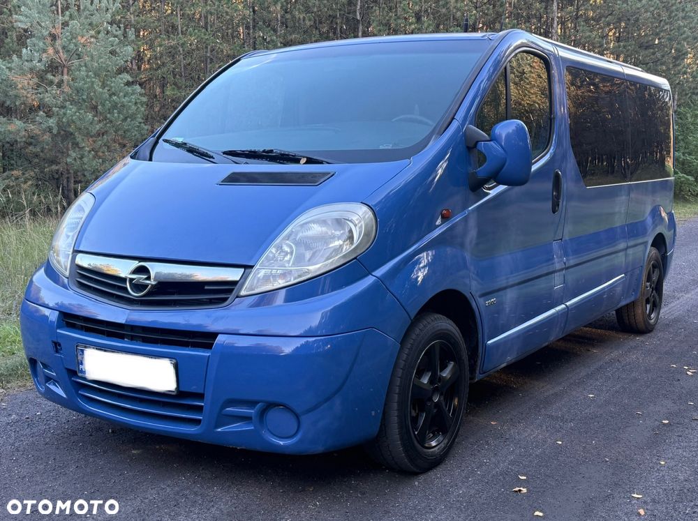 Opel Vivaro - 1