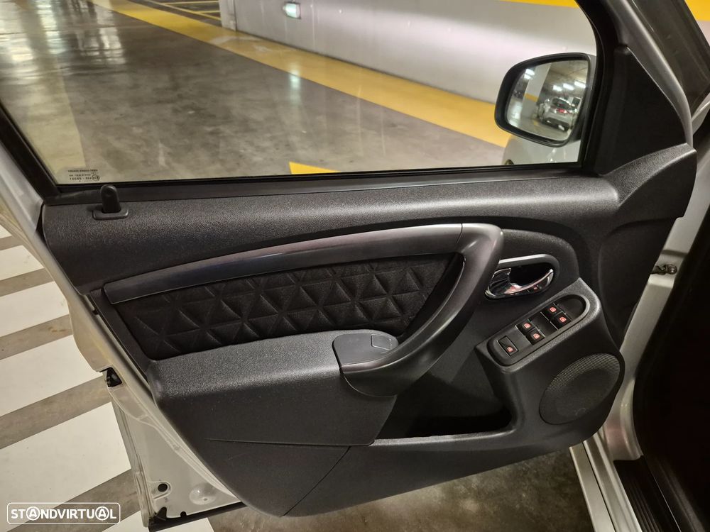 Dacia Duster 1.2 TCe Prestige - 25