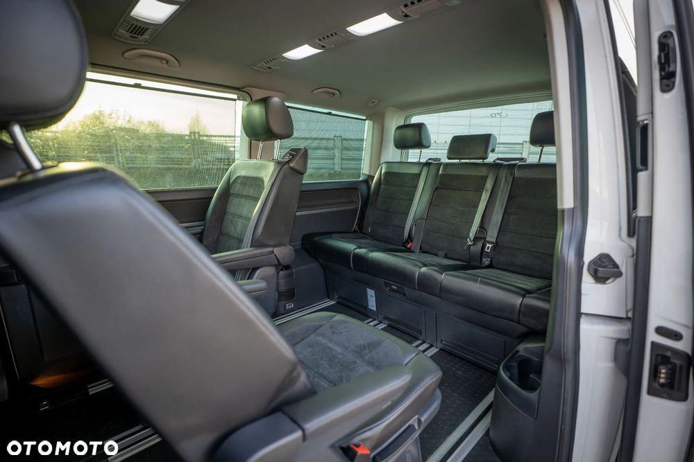 Volkswagen Multivan - 21