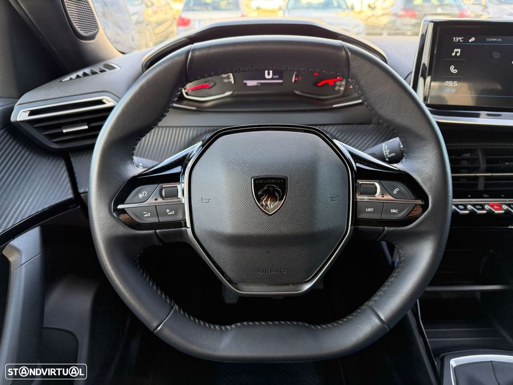 Peugeot 2008 1.2 PureTech Active Pack - 19