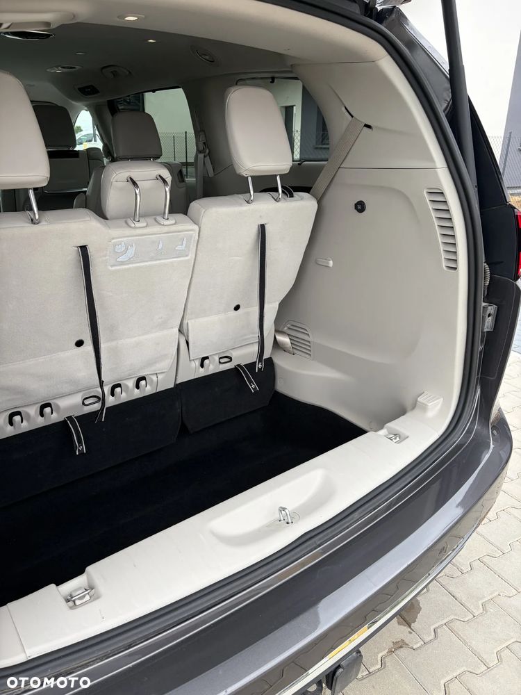 Chrysler Pacifica - 23