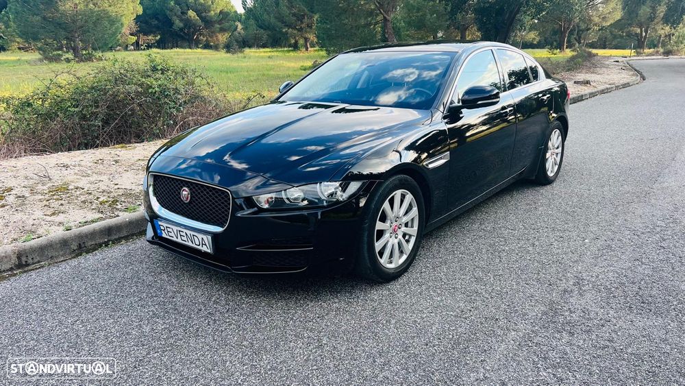 Jaguar XE - 14