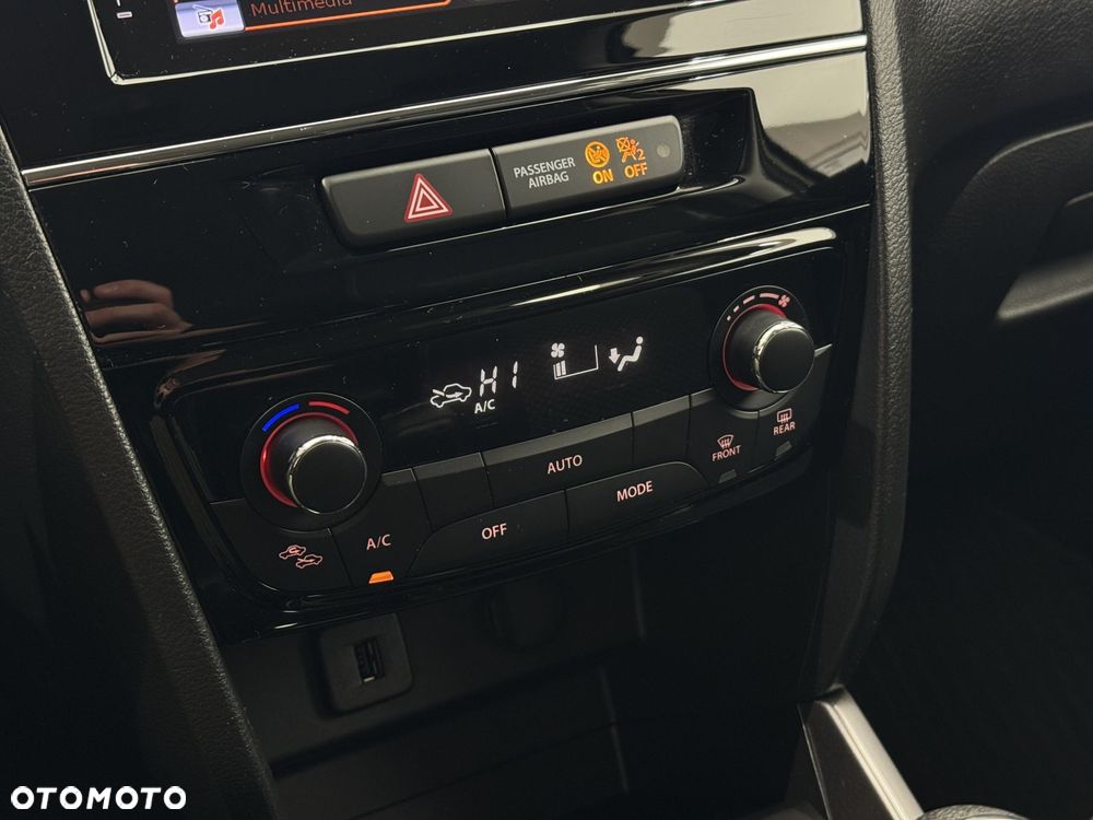 Suzuki Vitara - 24
