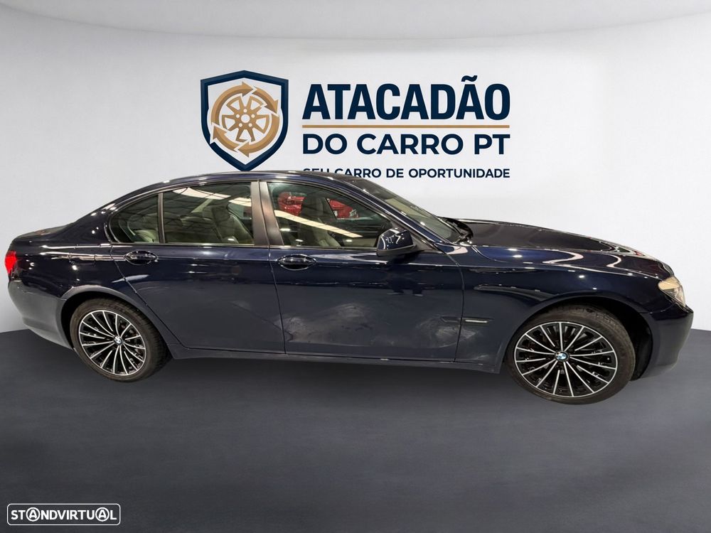 BMW 740 — fotografia 3
