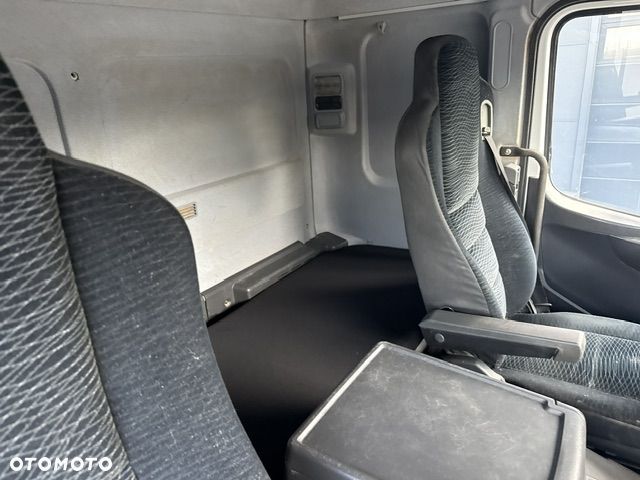 Mercedes-Benz Atego 1223 Skrzynia 7,5M/ Sypialka / Niski przebieg / - 6
