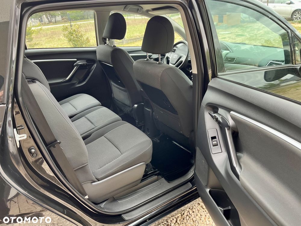 Toyota Verso 1.8 7-Sitzer Executive - 14