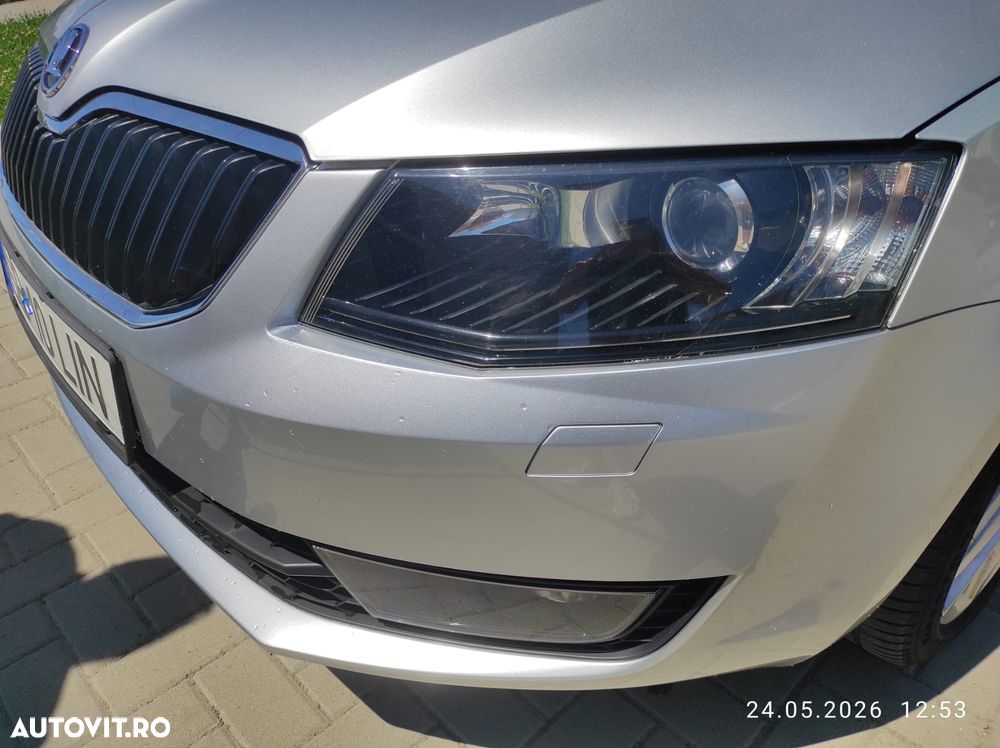Skoda Octavia 1.6 TDI DSG Style - 14