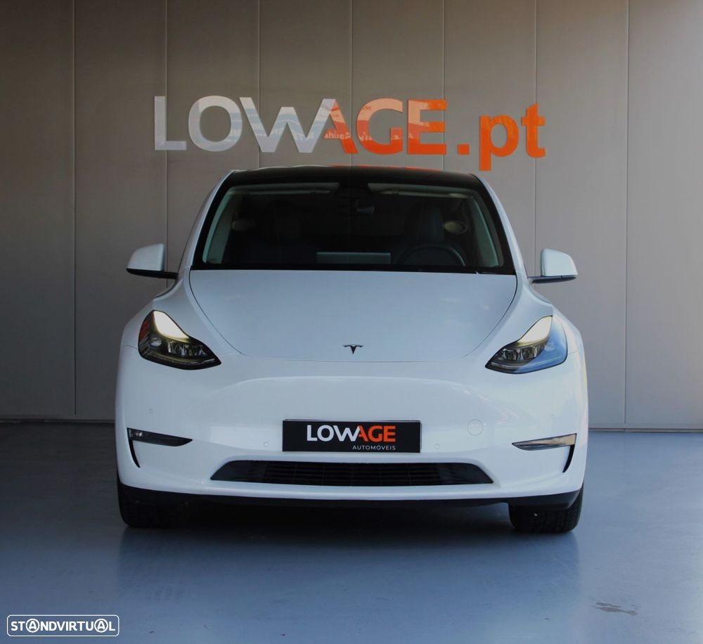 Tesla Model Y Long Range Dual Motor AWD - 8