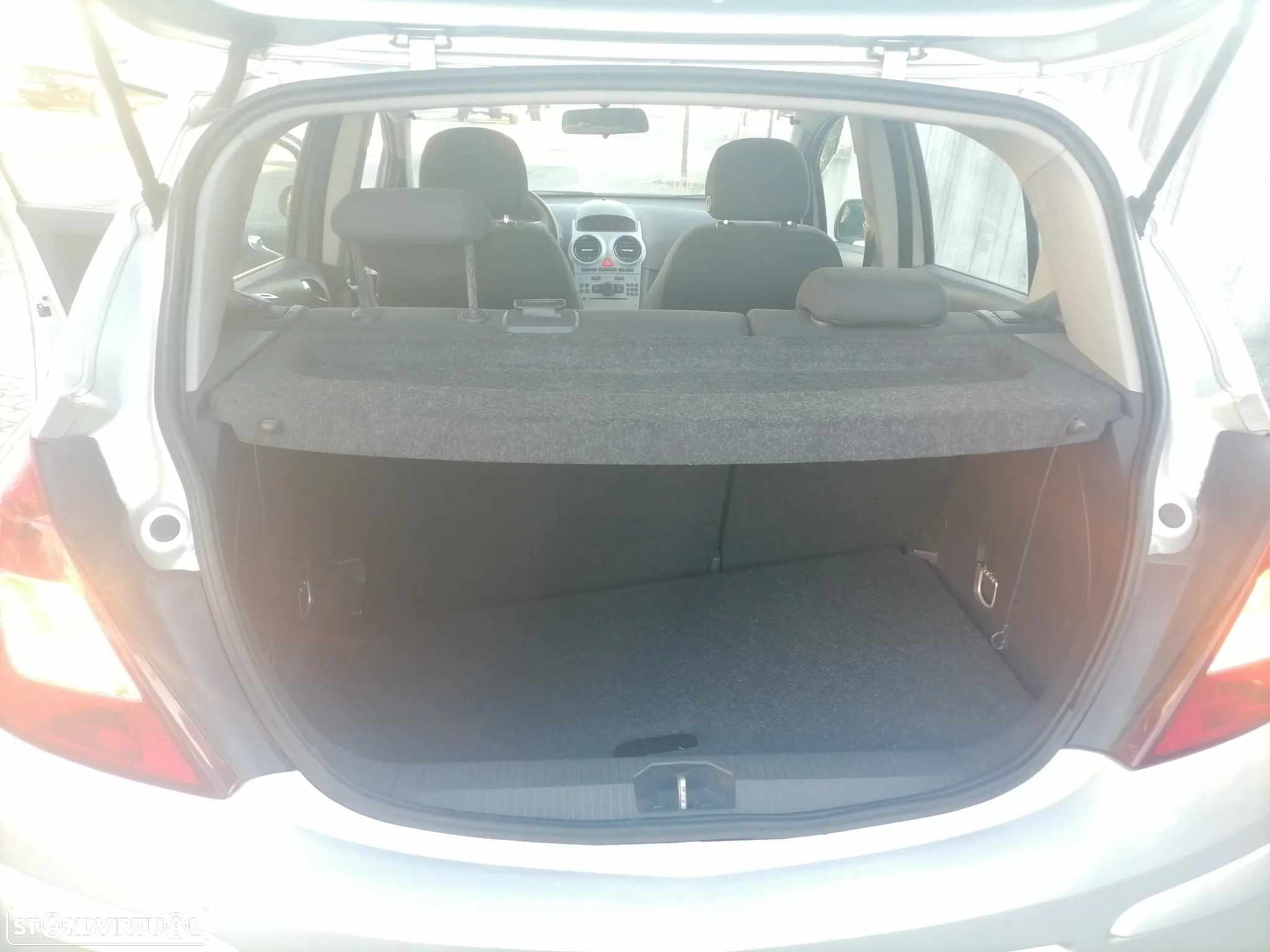 Opel Corsa 1.3 CDTi Enjoy EcoFLEX - 13