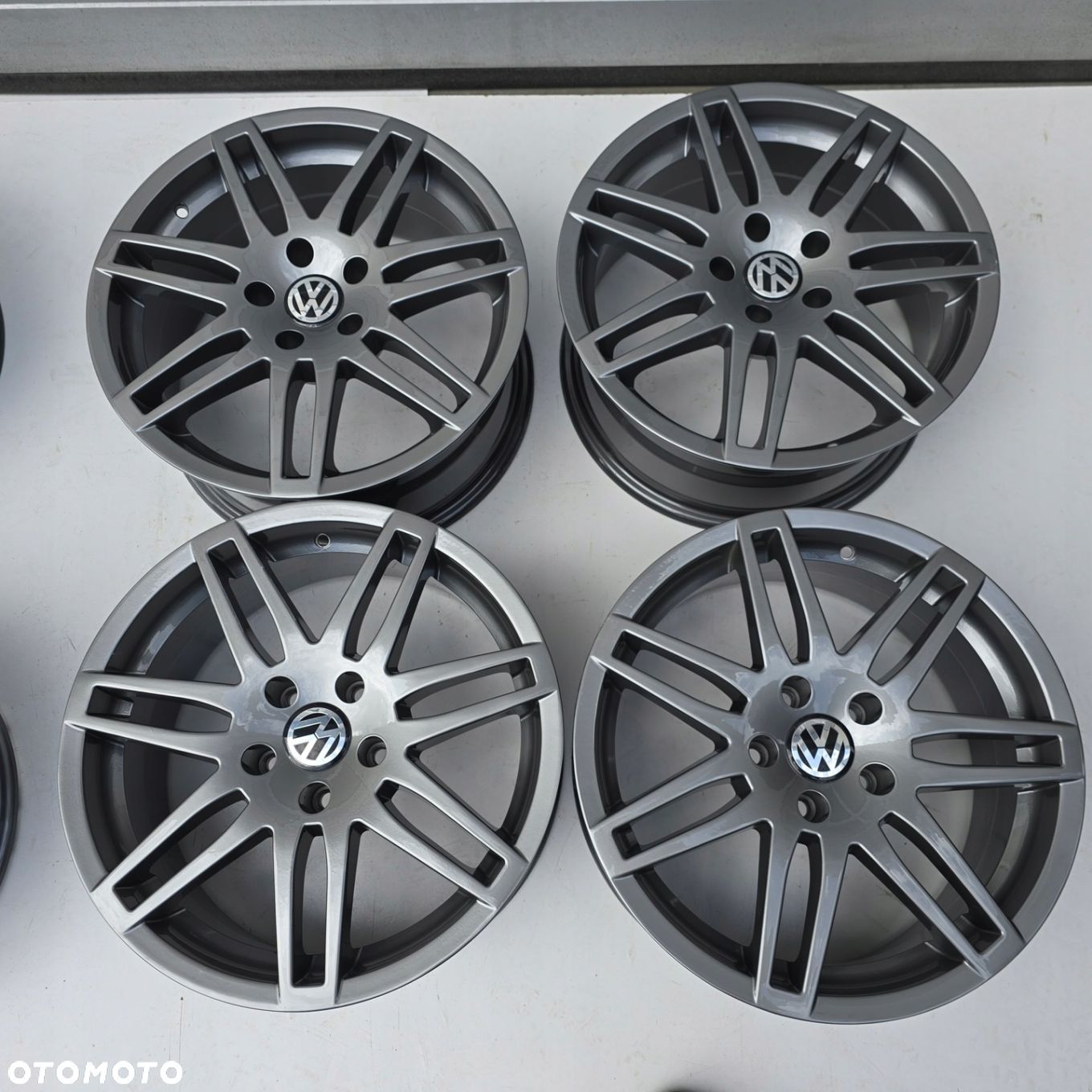 VW PASSAT B7 B8 CC TIGUAN I II ARTEON SHARAN 17 ET35 5x112 4X - 1