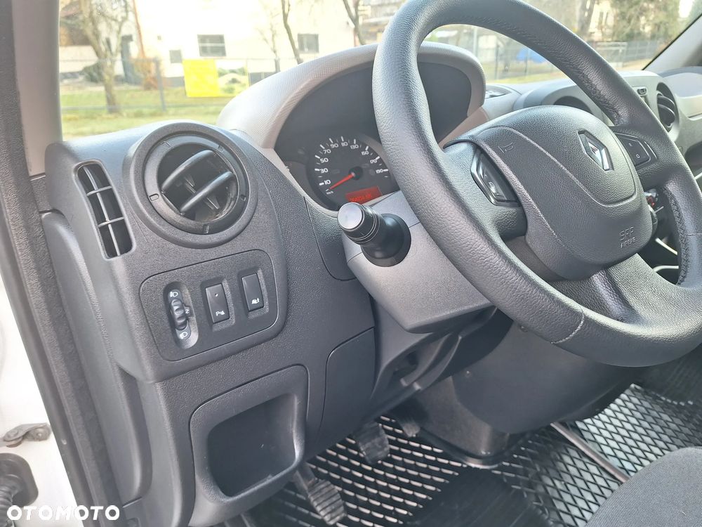 Renault Master - 18