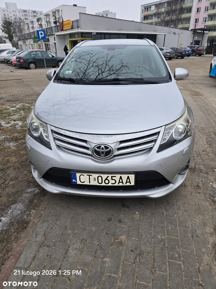 Toyota Avensis 2.0 D-4D Premium - 1
