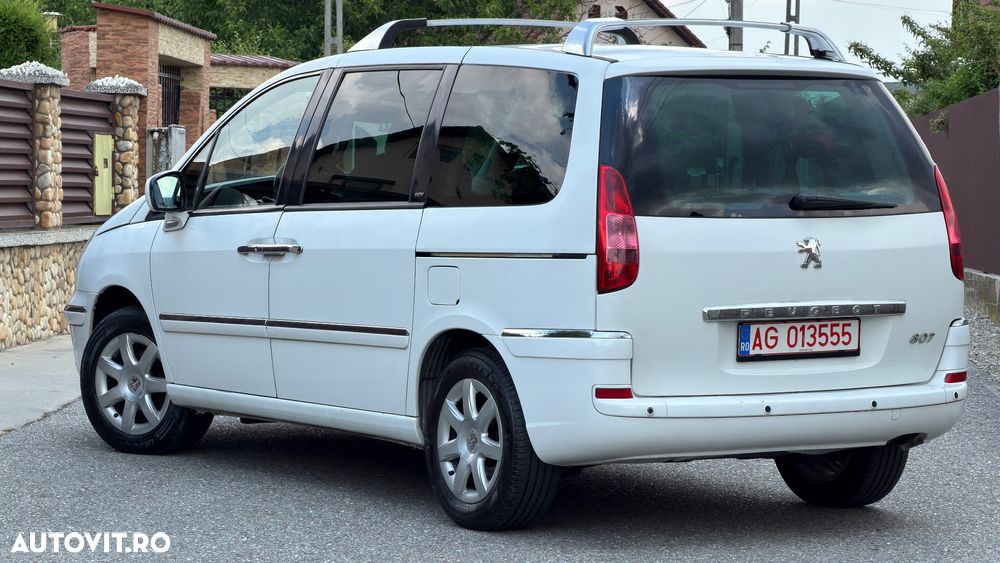 Peugeot 807 HDi 135 Allure - 4