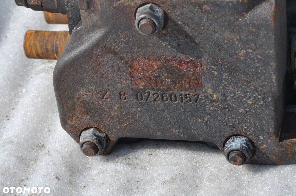 Rozdzielacz JCB 535-95 07260157 - 3