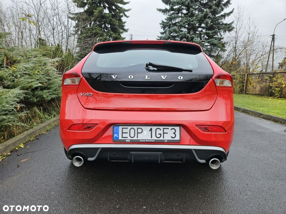 Volvo V40 D2 R-Design Momentum - 26