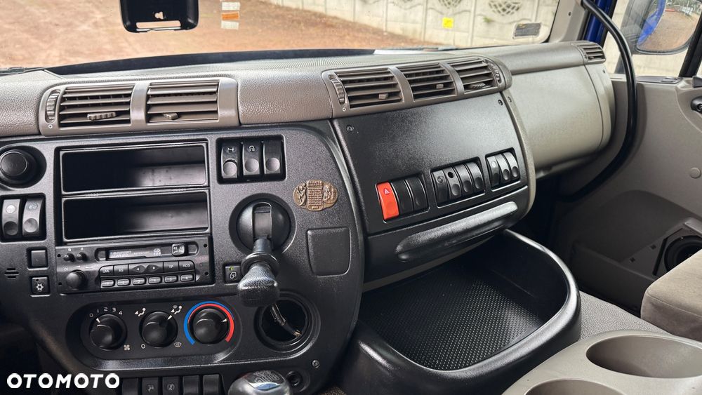 DAF CF - 11