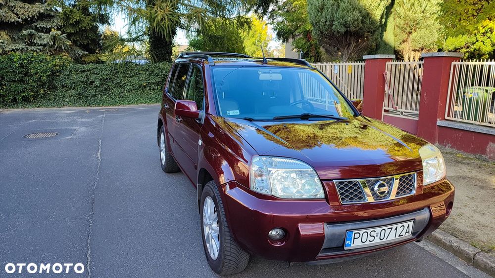 Nissan X-Trail 2004 photo 2