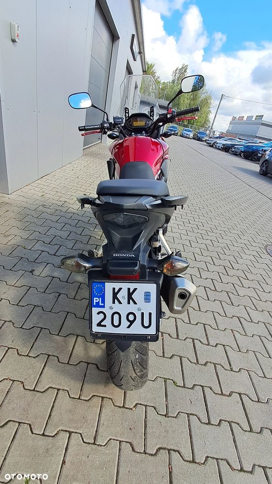 Honda CB - 12