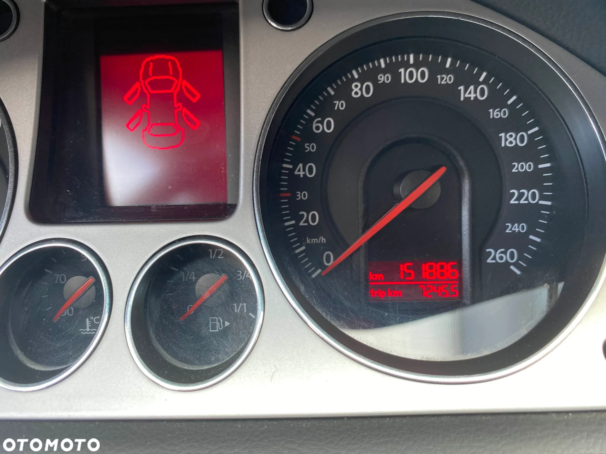 Volkswagen Passat 2.0 TDI Comfortline - 9